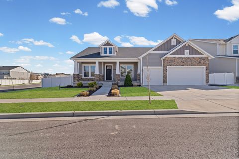 Tiny photo for 3301 W CRAMDEN DR, Lehi, UT 84048 (MLS # 2144743)
