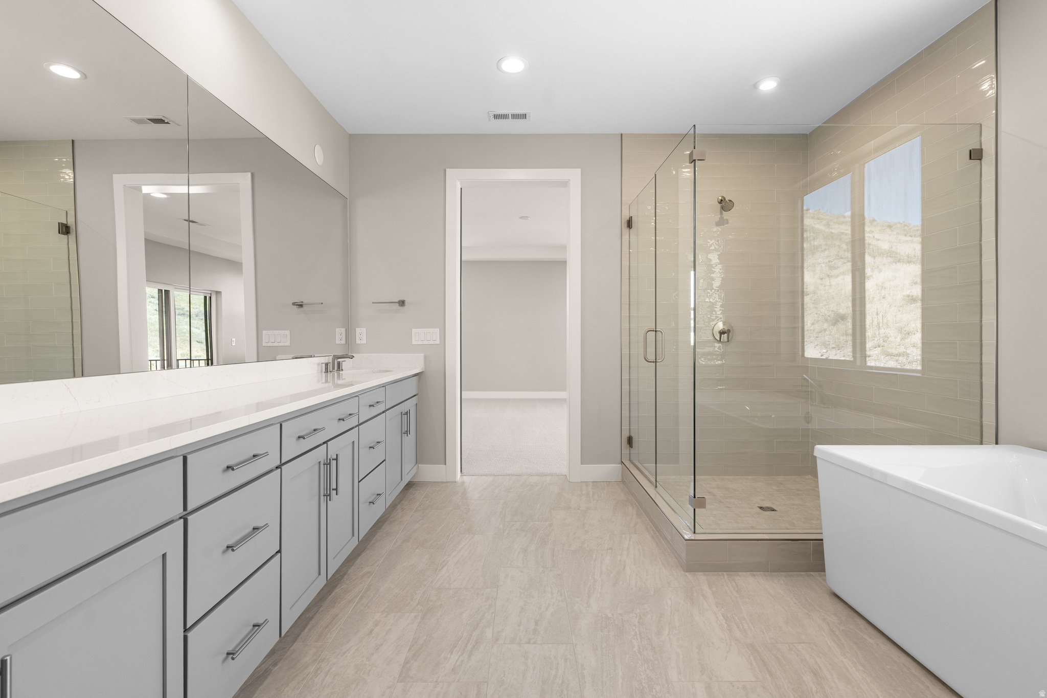 LAKEVIEW ESTATES - Residential