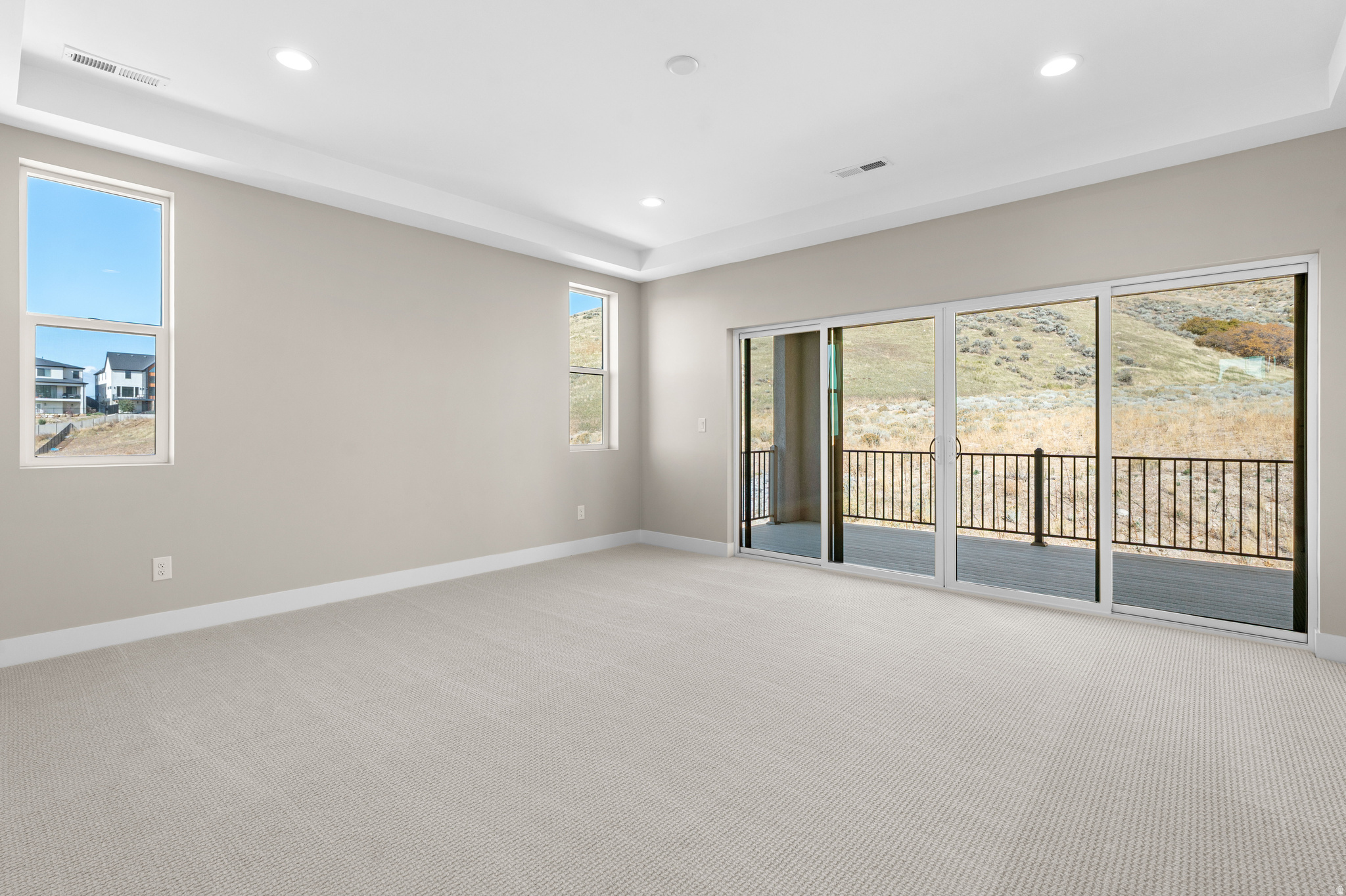 LAKEVIEW ESTATES - Residential