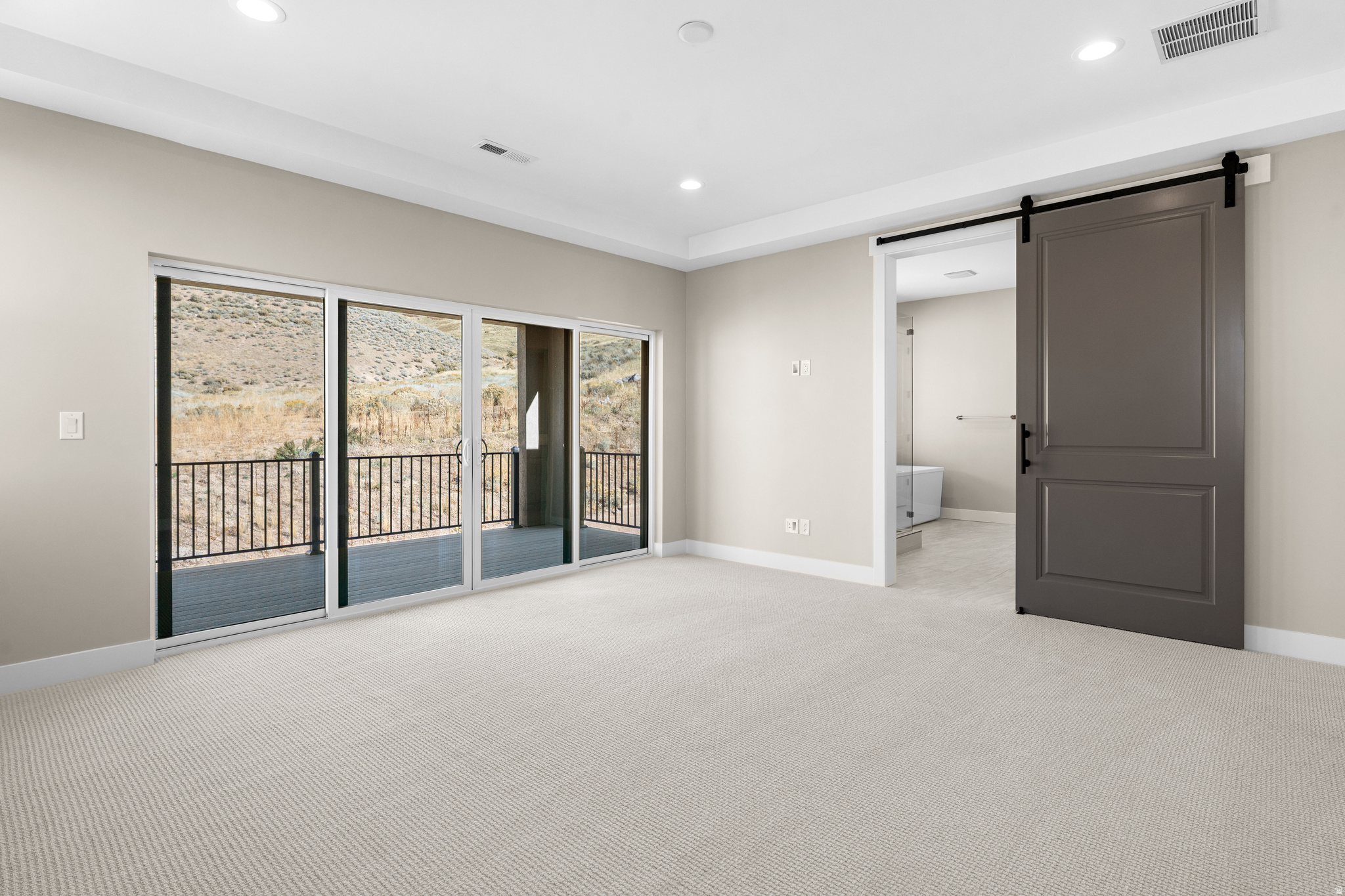 LAKEVIEW ESTATES - Residential