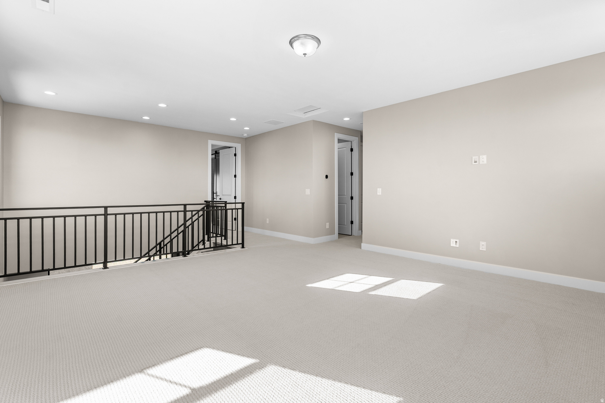 LAKEVIEW ESTATES - Residential