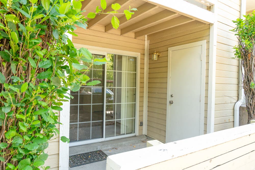 Photo of 1222 E WATERSIDE CV #10, Cottonwood Heights, UT 84047 (MLS # 2162716)