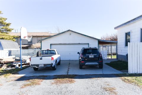 Tiny photo for 10 N COOLEY ST, Grantsville, UT 84029 (MLS # 2127134)