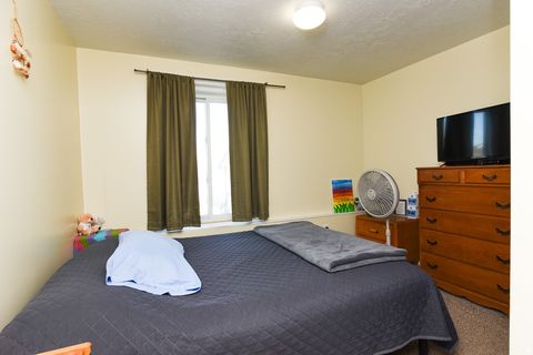 Tiny photo for 10 N COOLEY ST, Grantsville, UT 84029 (MLS # 2127134)