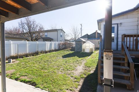 Tiny photo for 10 N COOLEY ST, Grantsville, UT 84029 (MLS # 2127134)