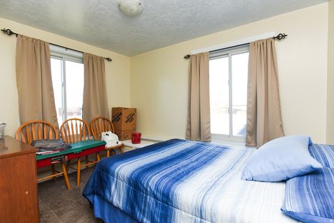 Tiny photo for 10 N COOLEY ST, Grantsville, UT 84029 (MLS # 2127134)