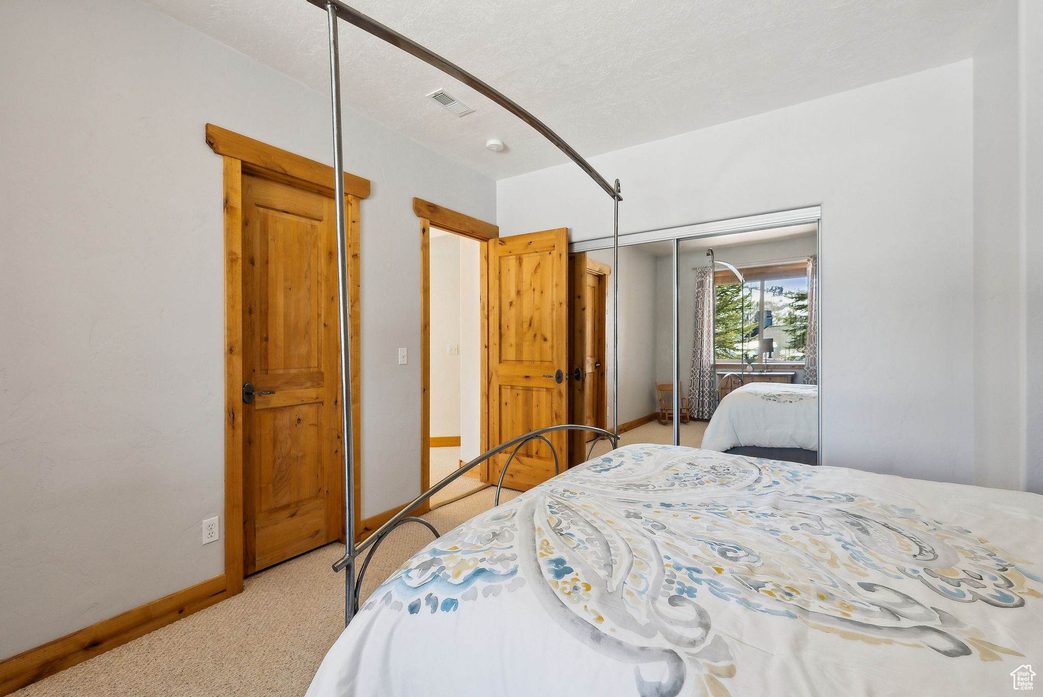 Park City, Utah 84098, United States, 4 Bedrooms Bedrooms, ,4 BathroomsBathrooms,Residential,Pending,103928