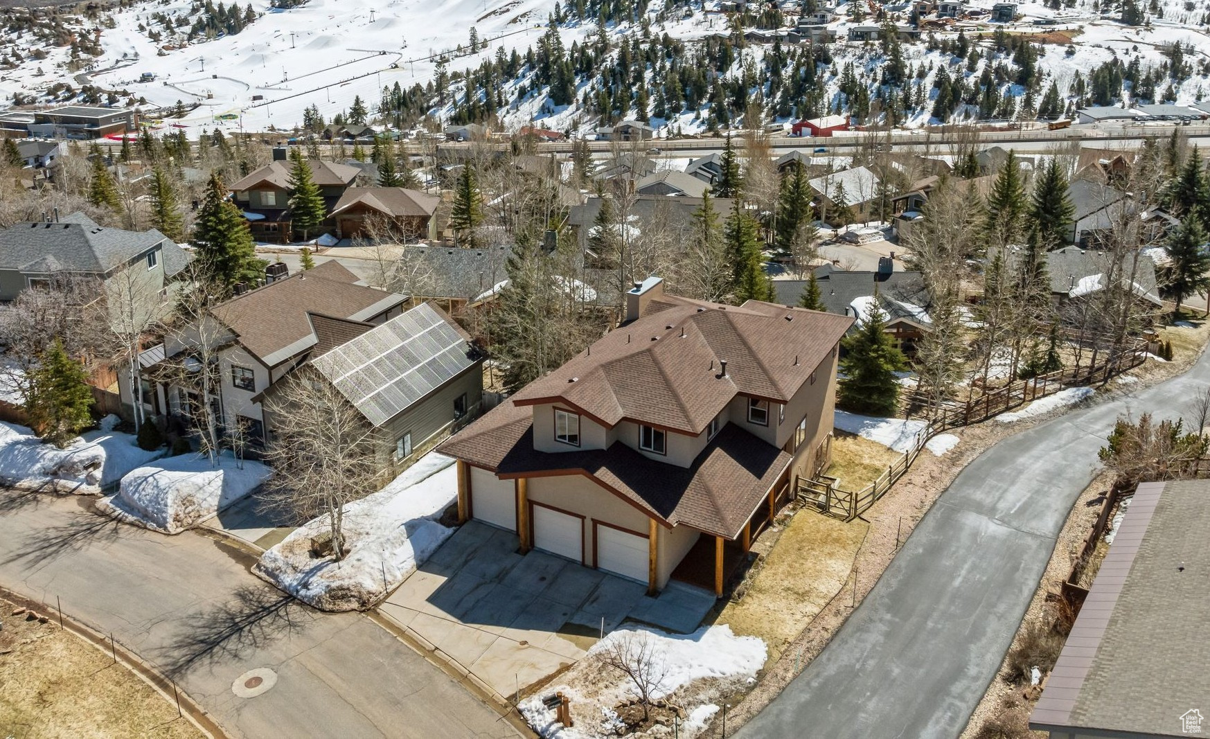 Park City, Utah 84098, United States, 4 Bedrooms Bedrooms, ,4 BathroomsBathrooms,Residential,Pending,103928