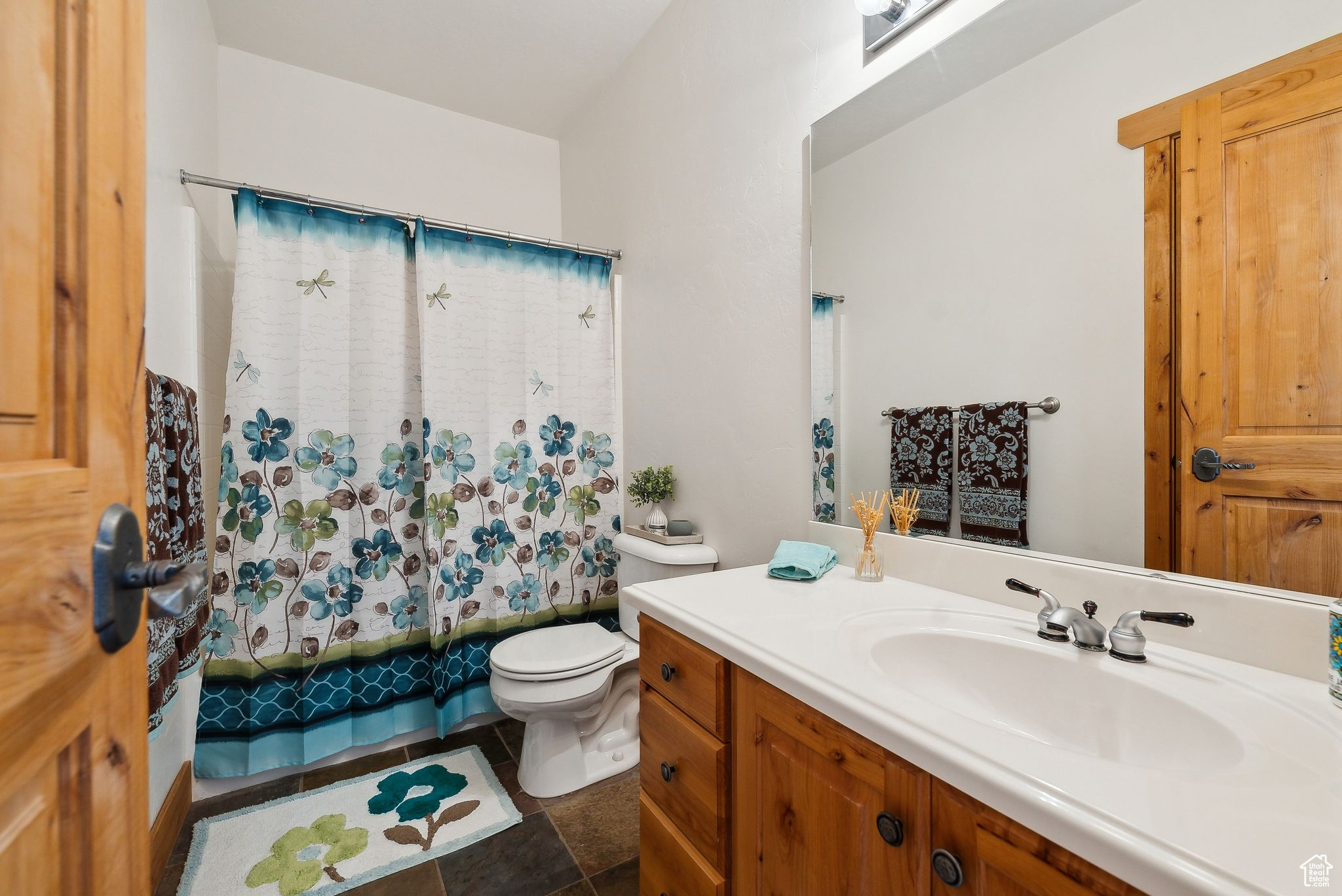 Park City, Utah 84098, United States, 4 Bedrooms Bedrooms, ,4 BathroomsBathrooms,Residential,Pending,103928