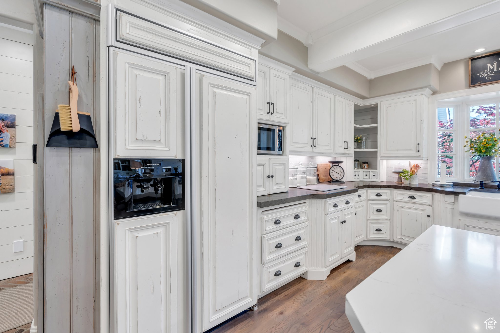 EAGLEROCK - Residential