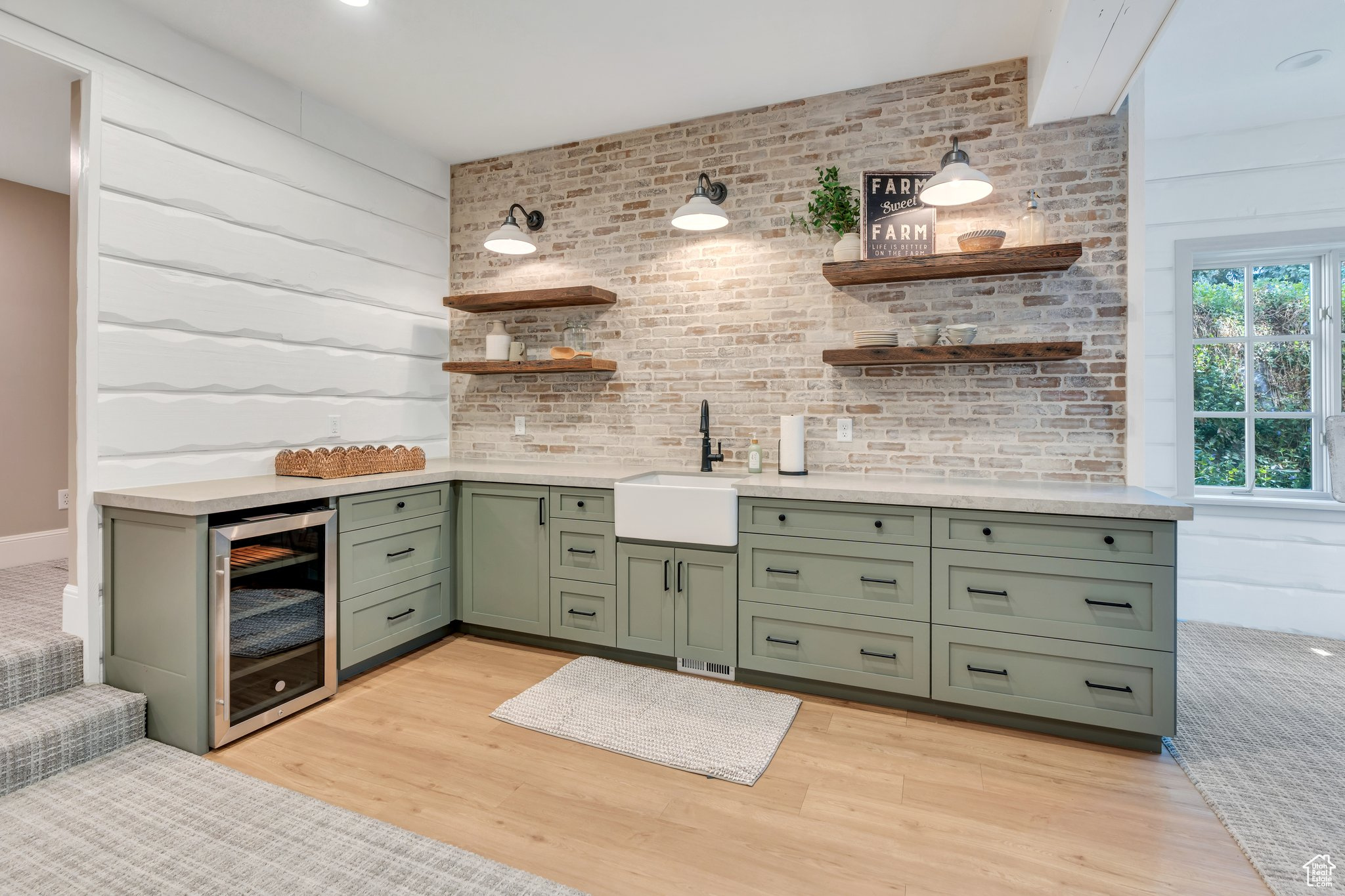 EAGLEROCK - Residential