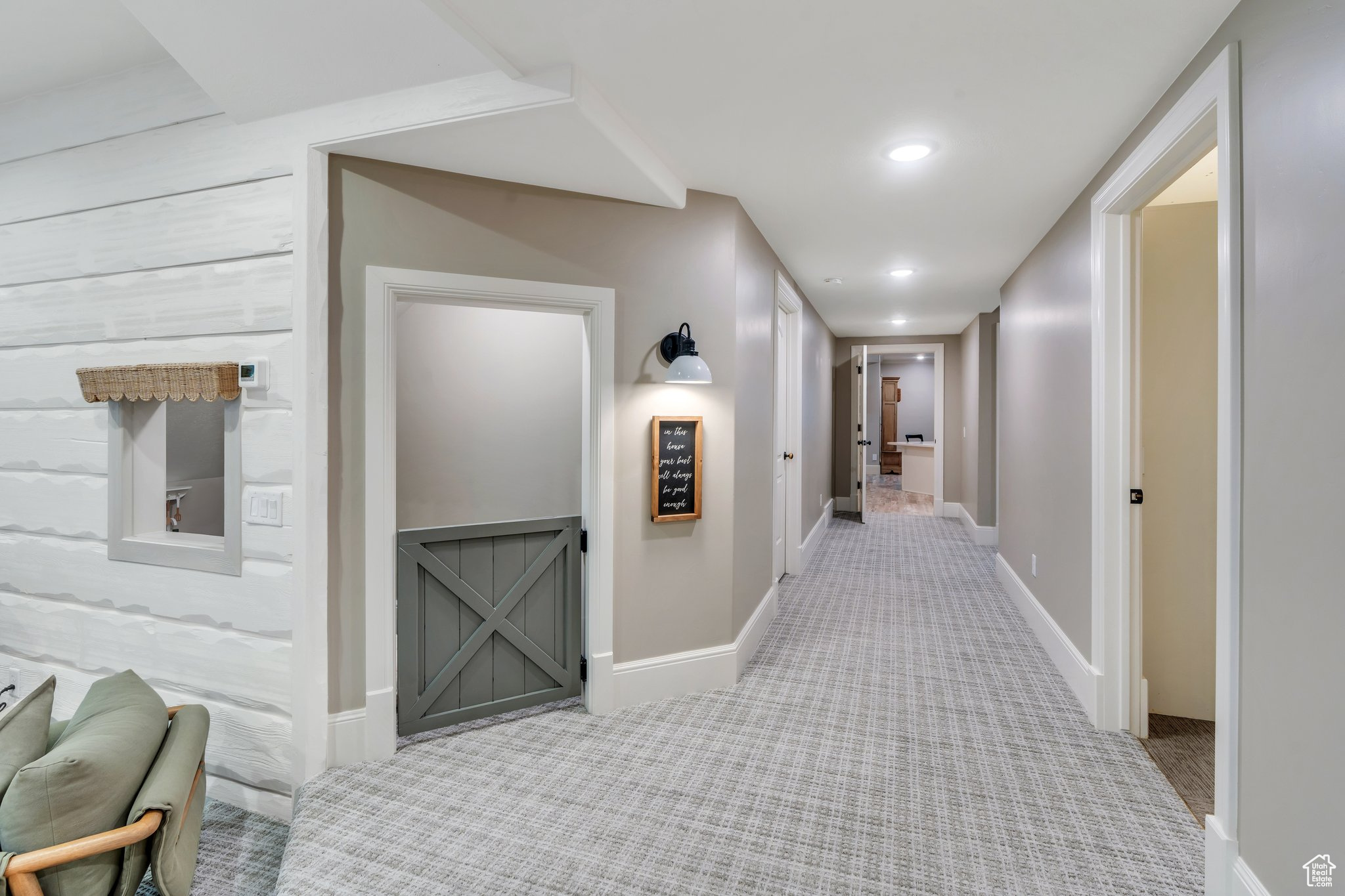 EAGLEROCK - Residential