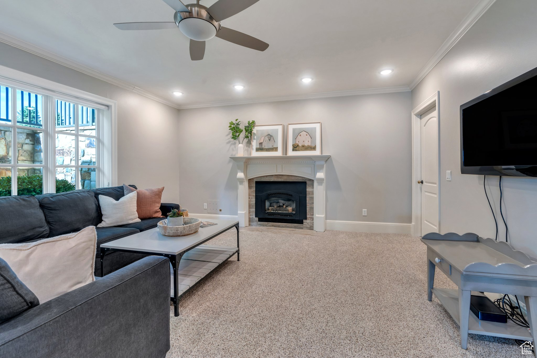 EAGLEROCK - Residential