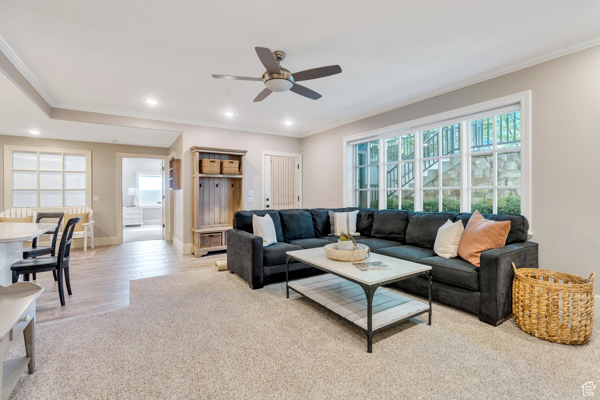 EAGLEROCK - Residential