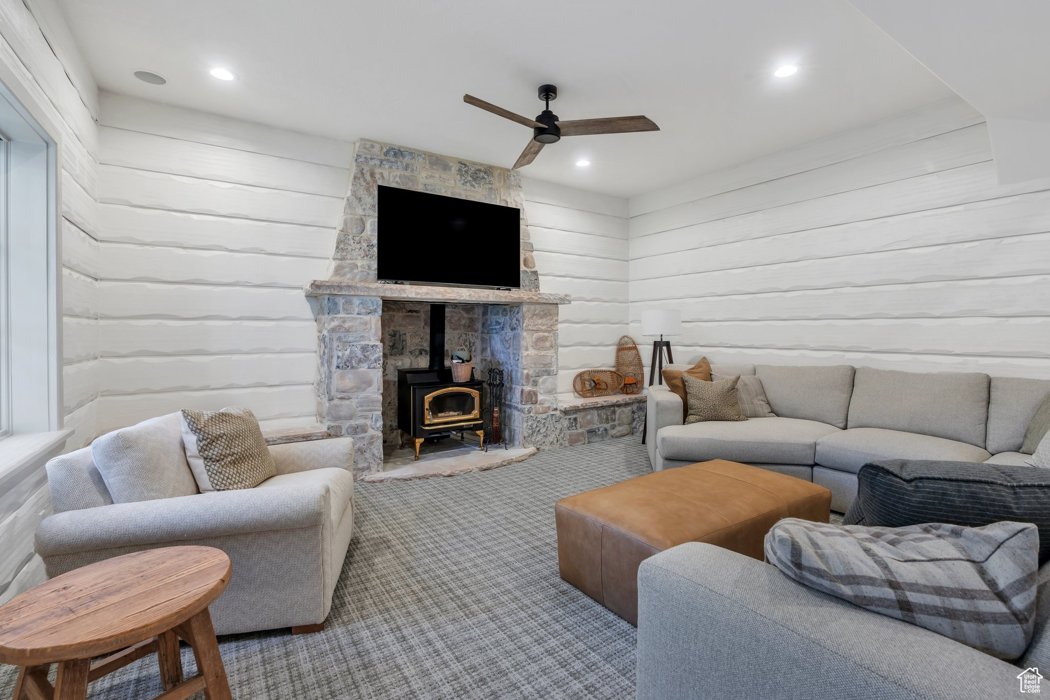 EAGLEROCK - Residential