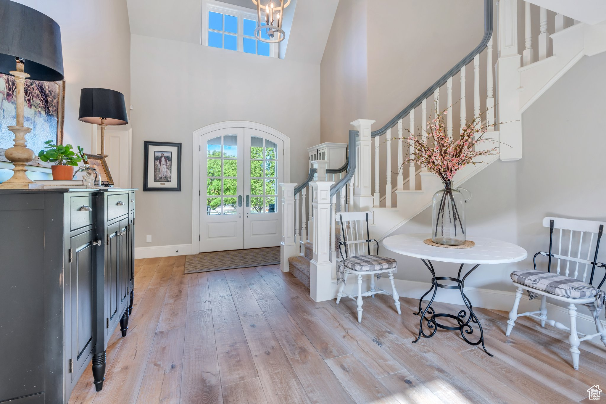 EAGLEROCK - Residential