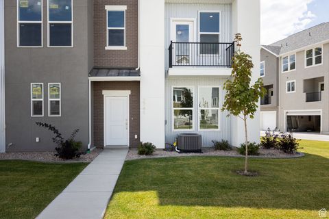Tiny photo for 2741 E 1060 S, Spanish Fork, UT 84660 (MLS # 2115576)