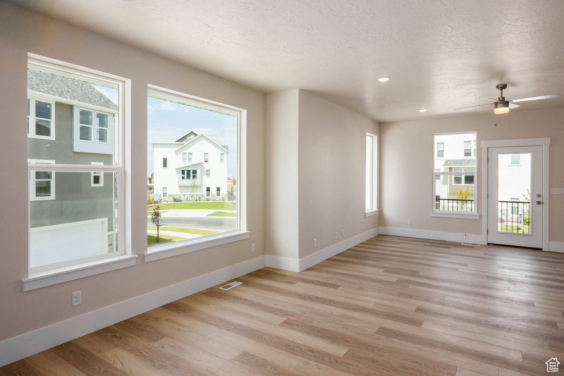 RIDGE - Residential