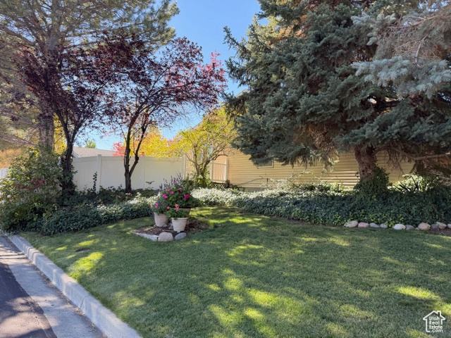 COUNTRY ESTA - Residential