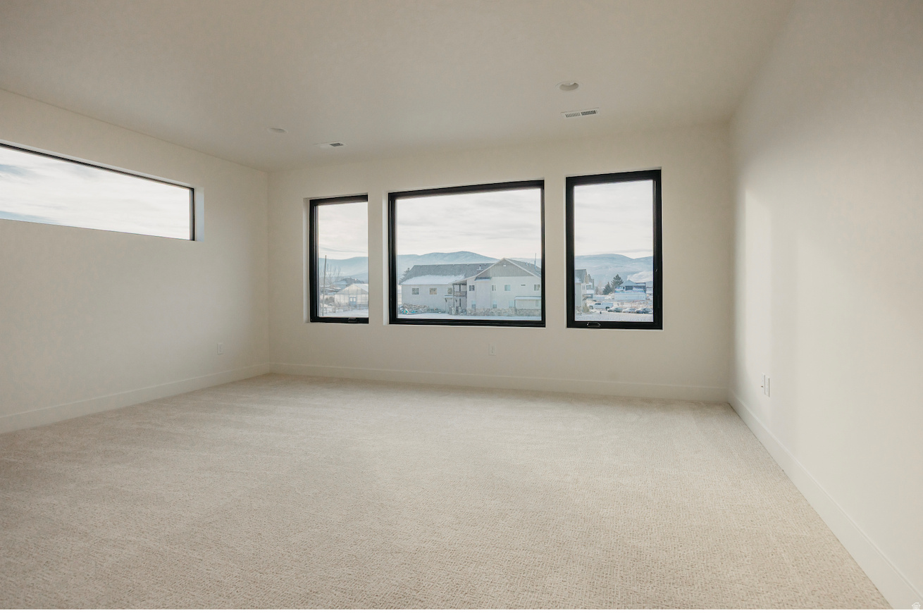 THE CROSSING - Residential