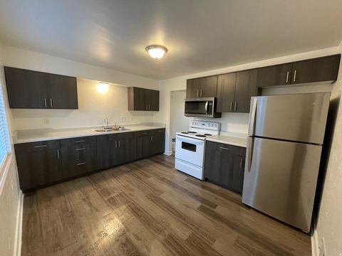 Tiny photo for 110 E 2250 S, Bountiful, UT 84010 (MLS # 2146815)
