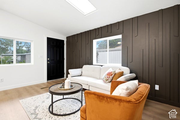 1580 W INDIAN SUMMER DR, SALT LAKE CITY, UT 84116 - Image bfe5d2e0aabcfa58e0337f03208c548b/988132846