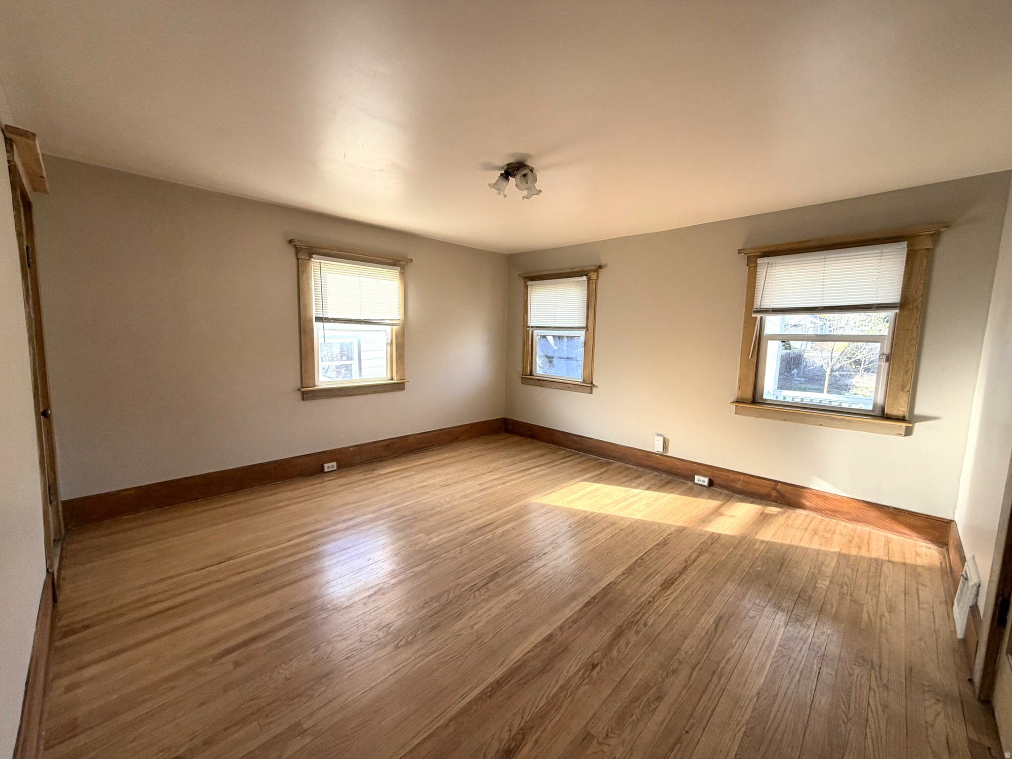 JACKSON SQUARE - Residential