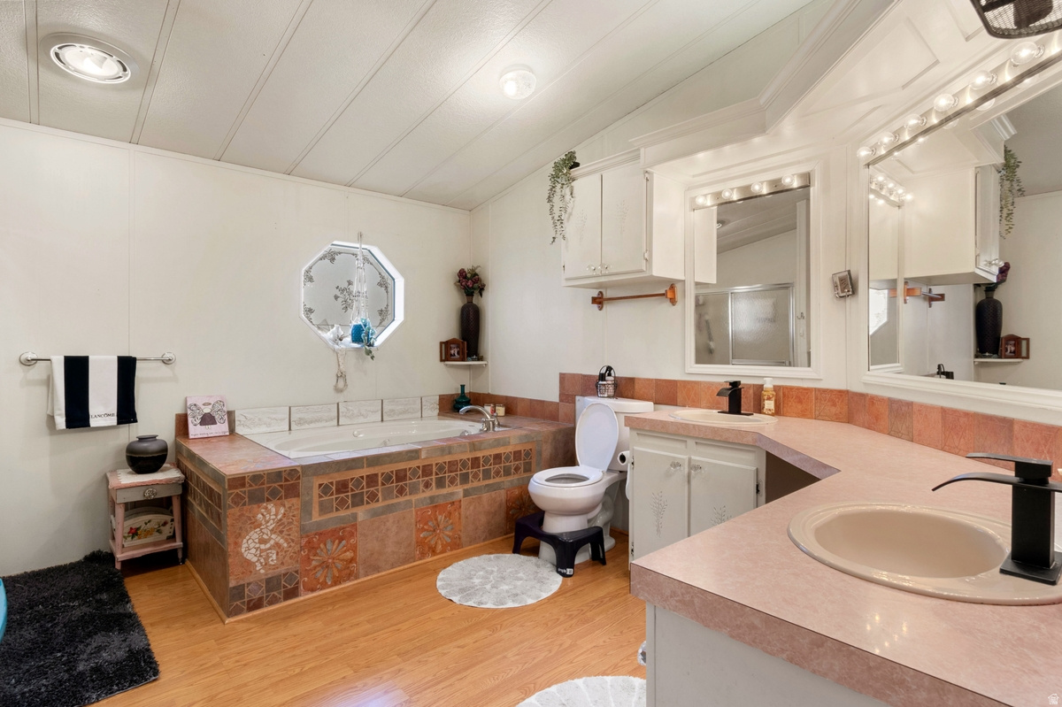 WESTWOOD VILLAGE - Residential