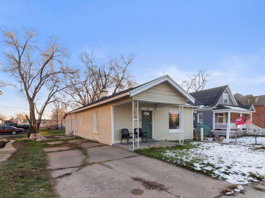 This 2-bedroom, 1-bathroom home features tall ceilings, a fireplace, and an updated kitchen with stainless steel appliances. It includes solar panels for energy efficiency and a dedicated office/den. Outside, enjoy a fenced backyard with shade trees, all within walking distance of shopping and entertainment. Square footage figures are provided as a courtesy estimate only and were obtained from county .  Buyer is advised to obtain an independent measurement.
