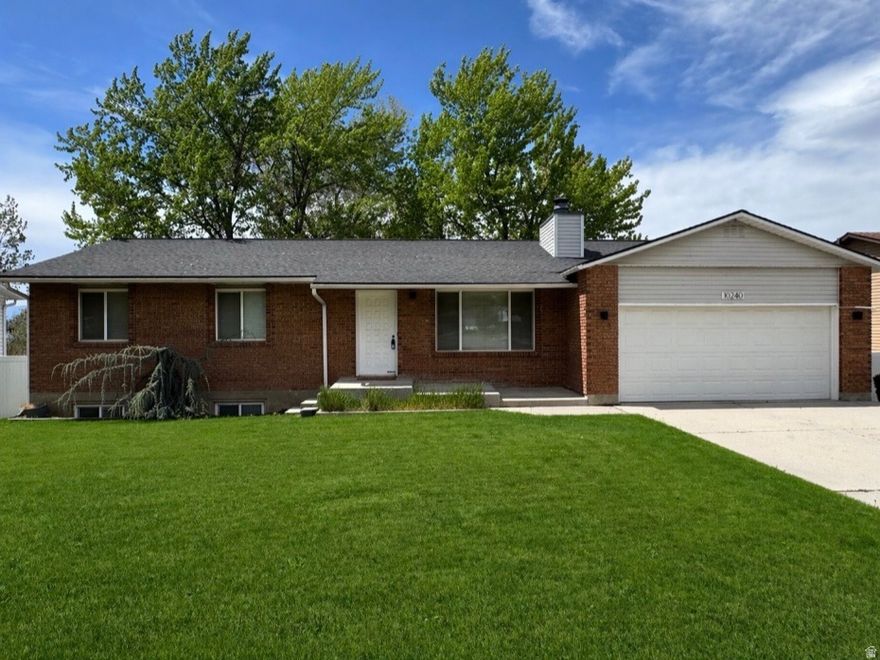 Remodeled open concept rambler. New Roof 2020, New Water Heater 2019, New Furnace & AC 2025, New Dishwasher 2025, Newer hand scraped hardwood floors, Newer Carpet, Modern title throughout bathrooms & laundry room. Newer vinyl windows, Newer custom cabinets in kitchen & bathrooms. Pantry space. Vinyl Fence installed 2021. Newer Trex patio, rebuilt stairs from deck. Sprinklers front & back. Fire pit has propane routed to shed for secure storing. Nestled on quiet street in coveted East side neighborhood.