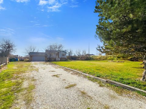 Tiny photo for 4585 W 1500 N, Plain City, UT 84404 (MLS # 2126923)
