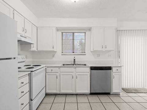 Tiny photo for 2308 S 700 E, Salt Lake City, UT 84106 (MLS # 2126092)