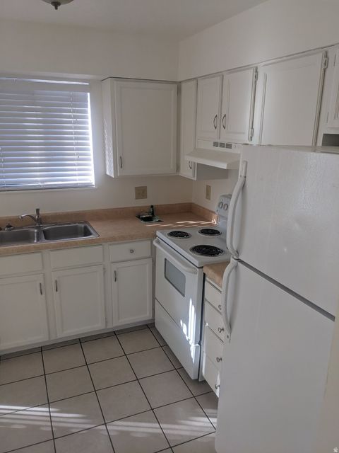 Tiny photo for 2308 S 700 E, Salt Lake City, UT 84106 (MLS # 2126092)