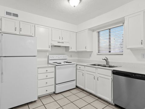 Tiny photo for 2308 S 700 E, Salt Lake City, UT 84106 (MLS # 2126092)