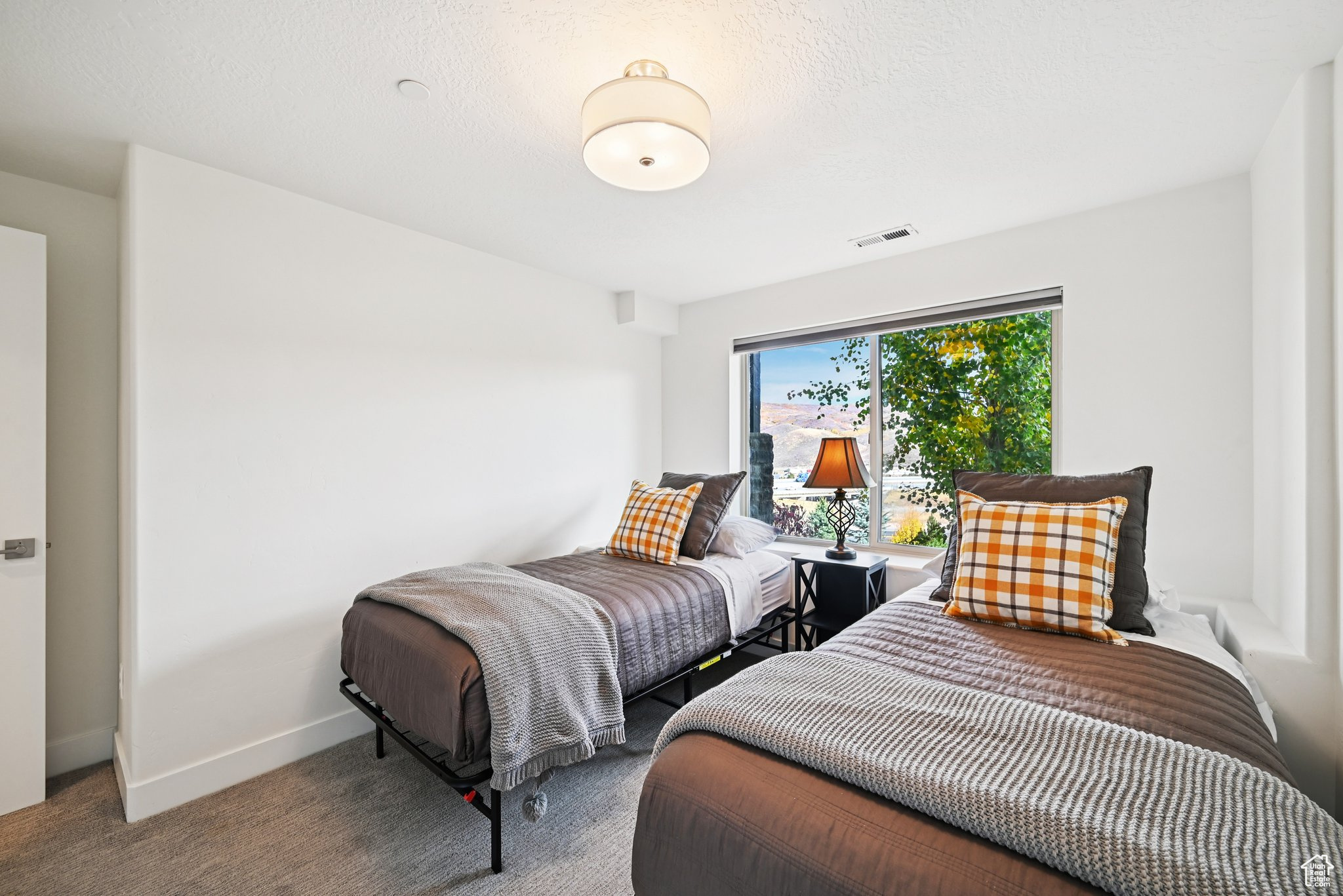 QUARRY SPRINGS AT PINEBROOK CONDO - Residential