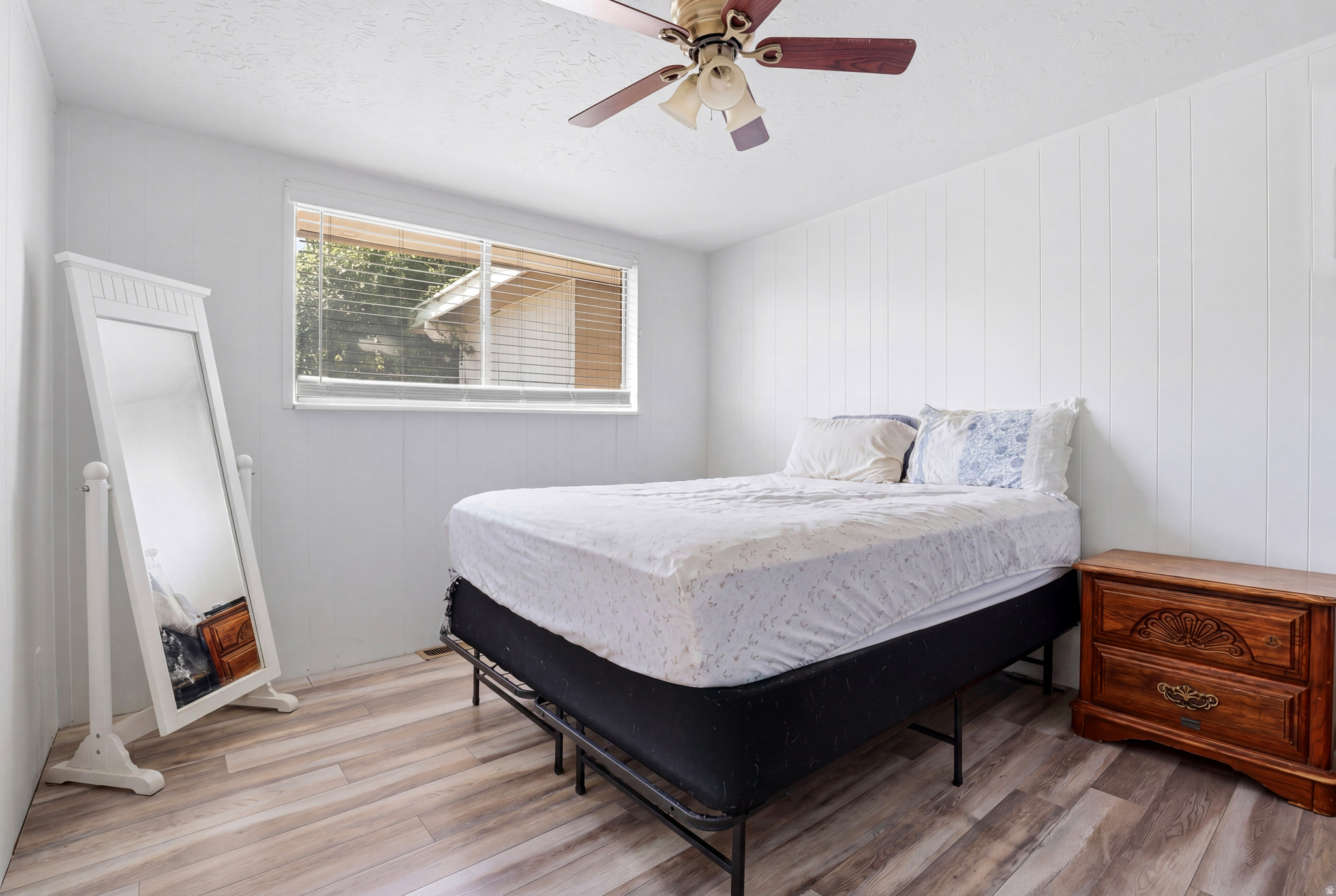 SUNNYBROOK PARK - Residential Income