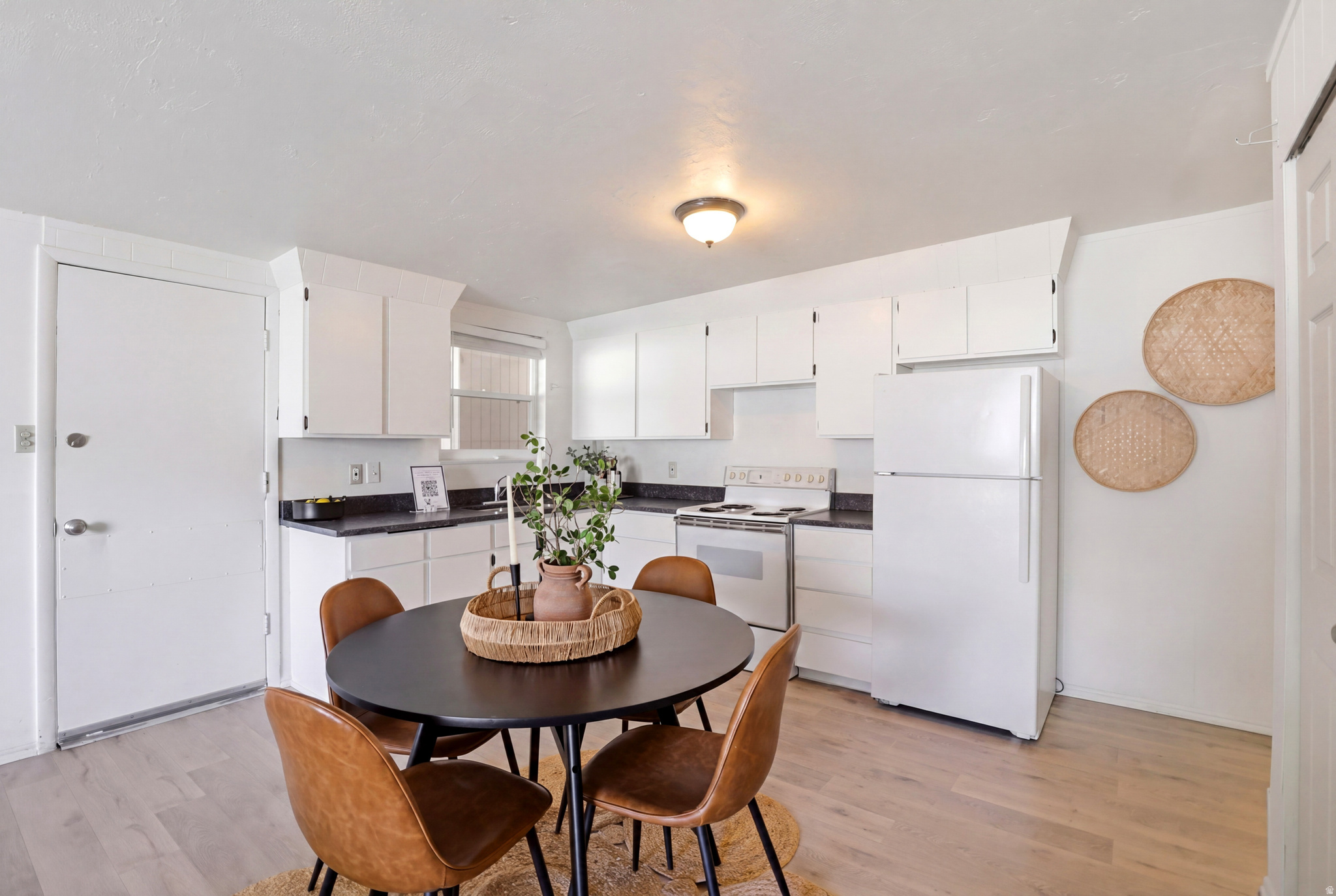SUNNYBROOK PARK - Residential Income