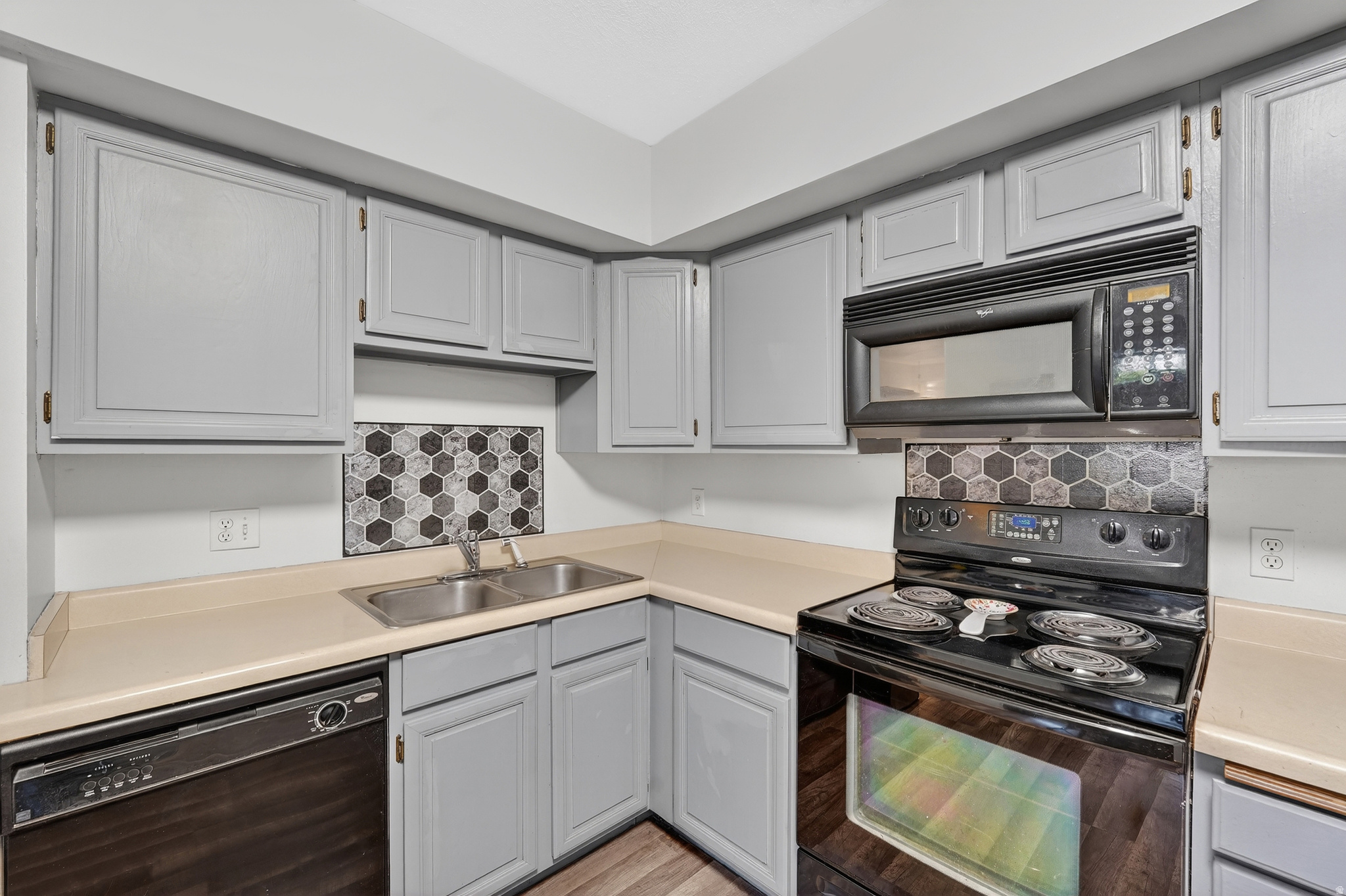 VALLEY TERRACE - Residential