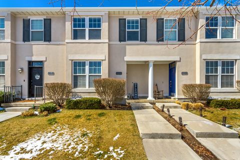 Photo of 10646 S CAVE RUN LN, South Jordan, UT 84009 (MLS # 2152441)