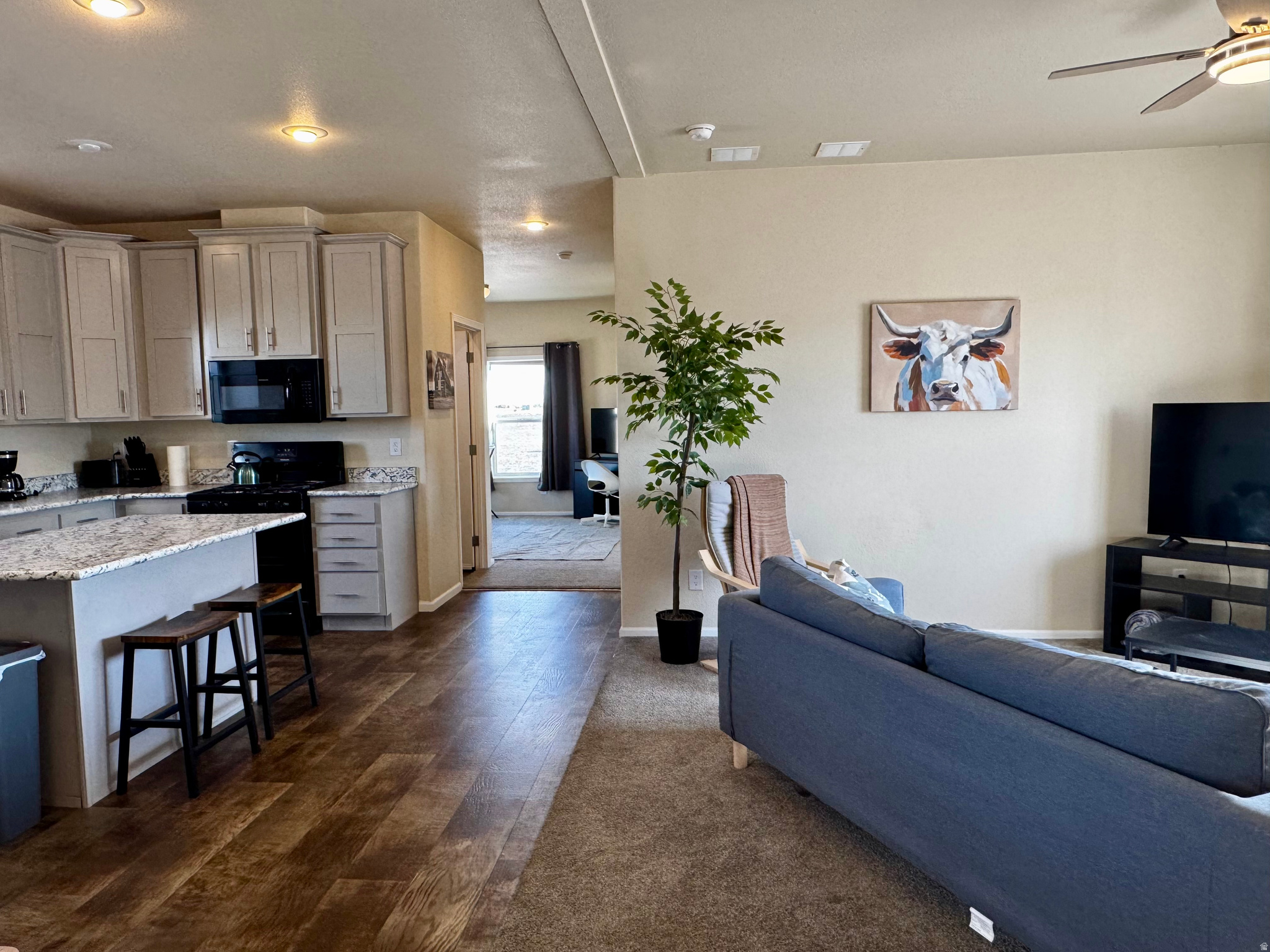 HINCKLEY MEADOWS - Residential