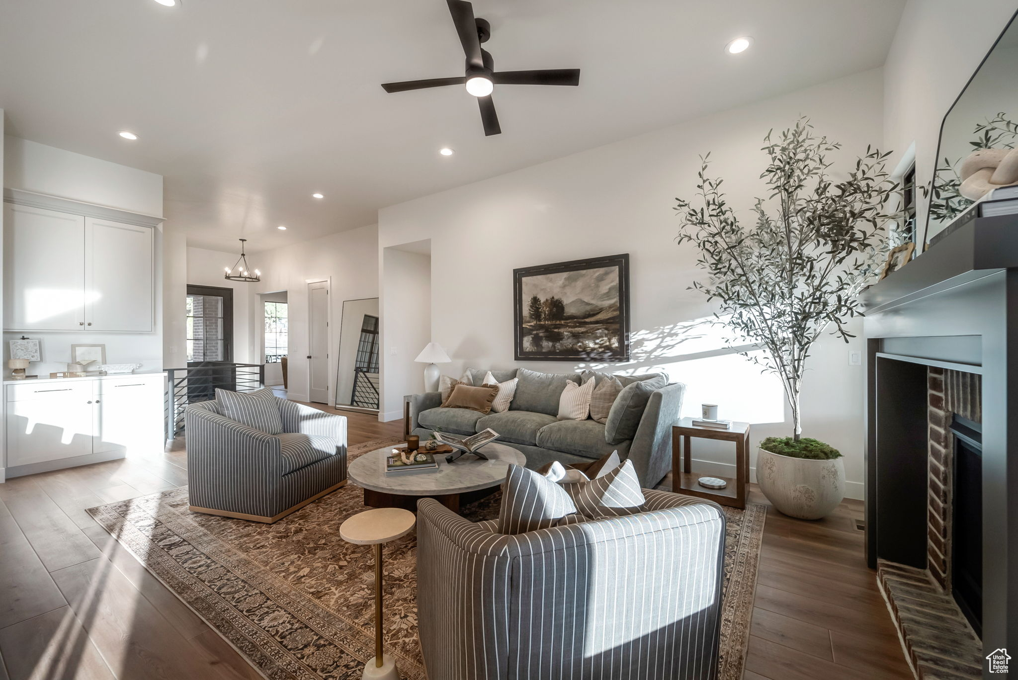 BLOSSOM HILL - Residential