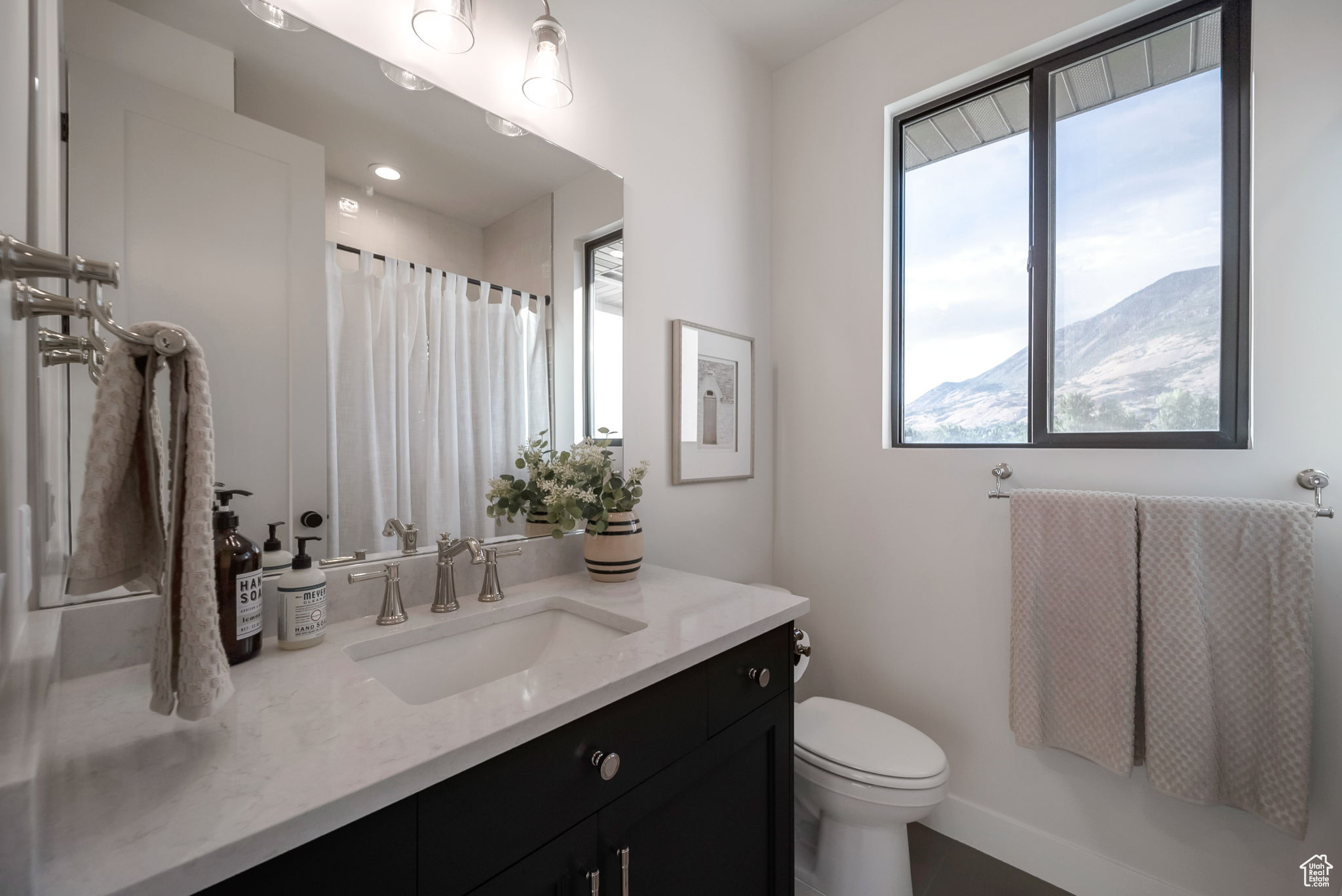 BLOSSOM HILL - Residential