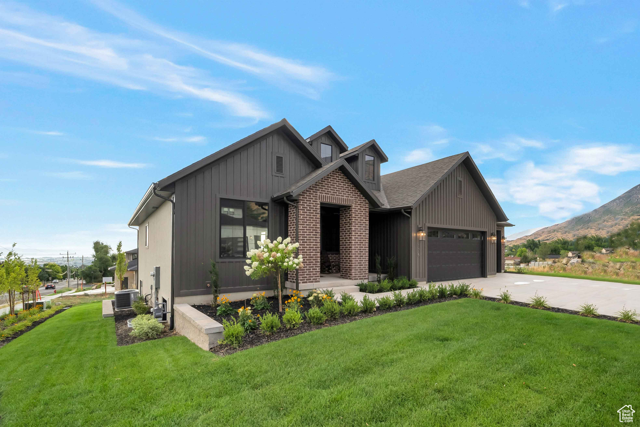 BLOSSOM HILL - Residential
