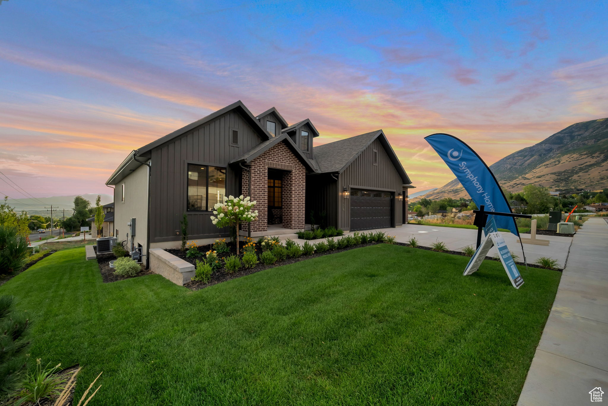 BLOSSOM HILL - Residential