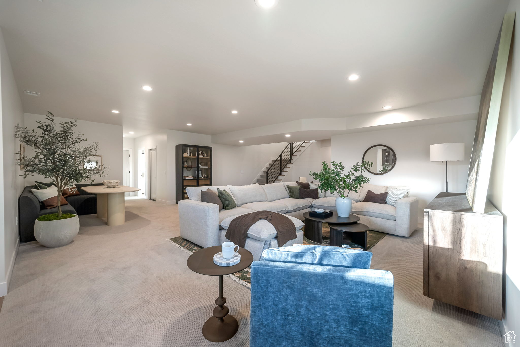 BLOSSOM HILL - Residential
