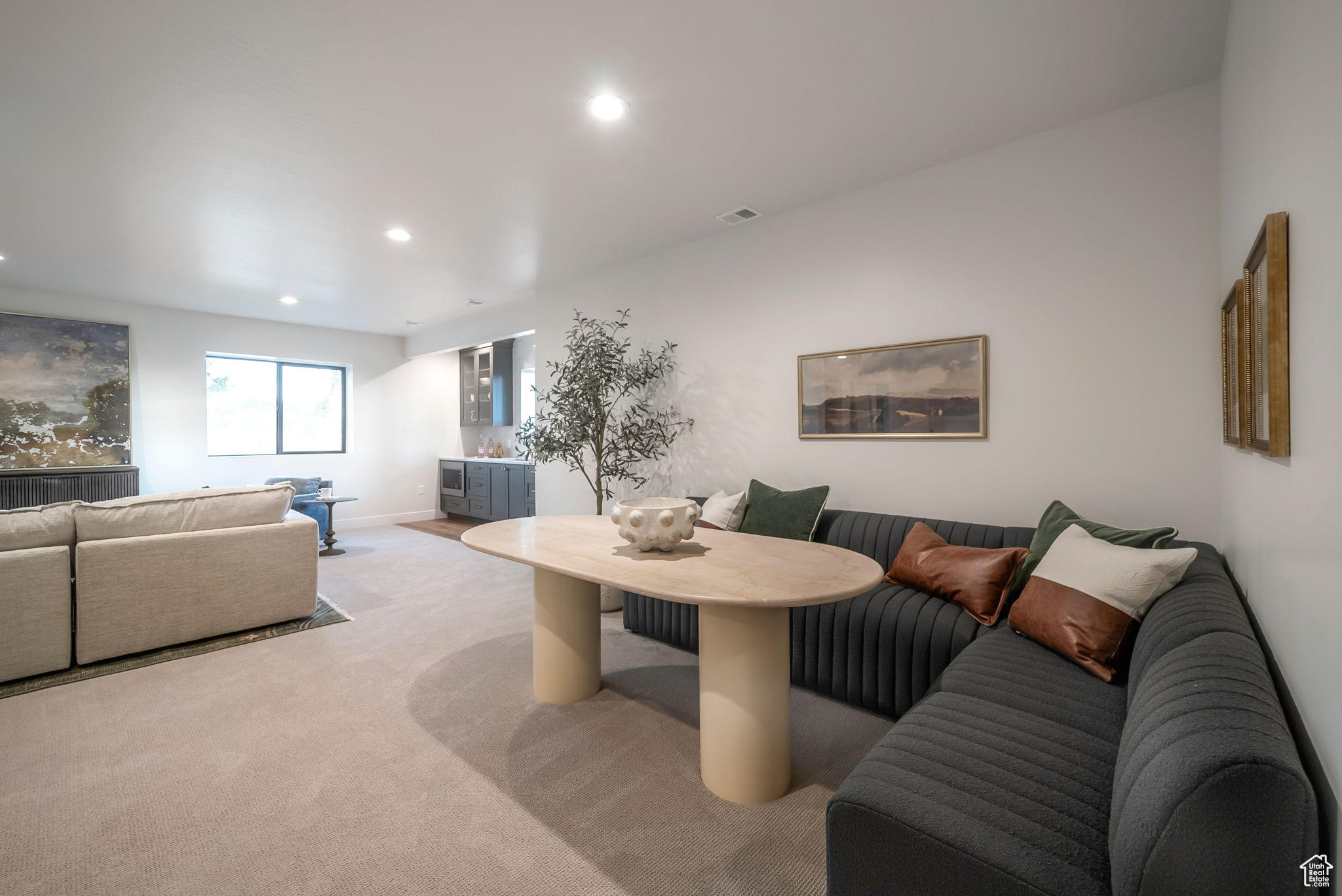 BLOSSOM HILL - Residential