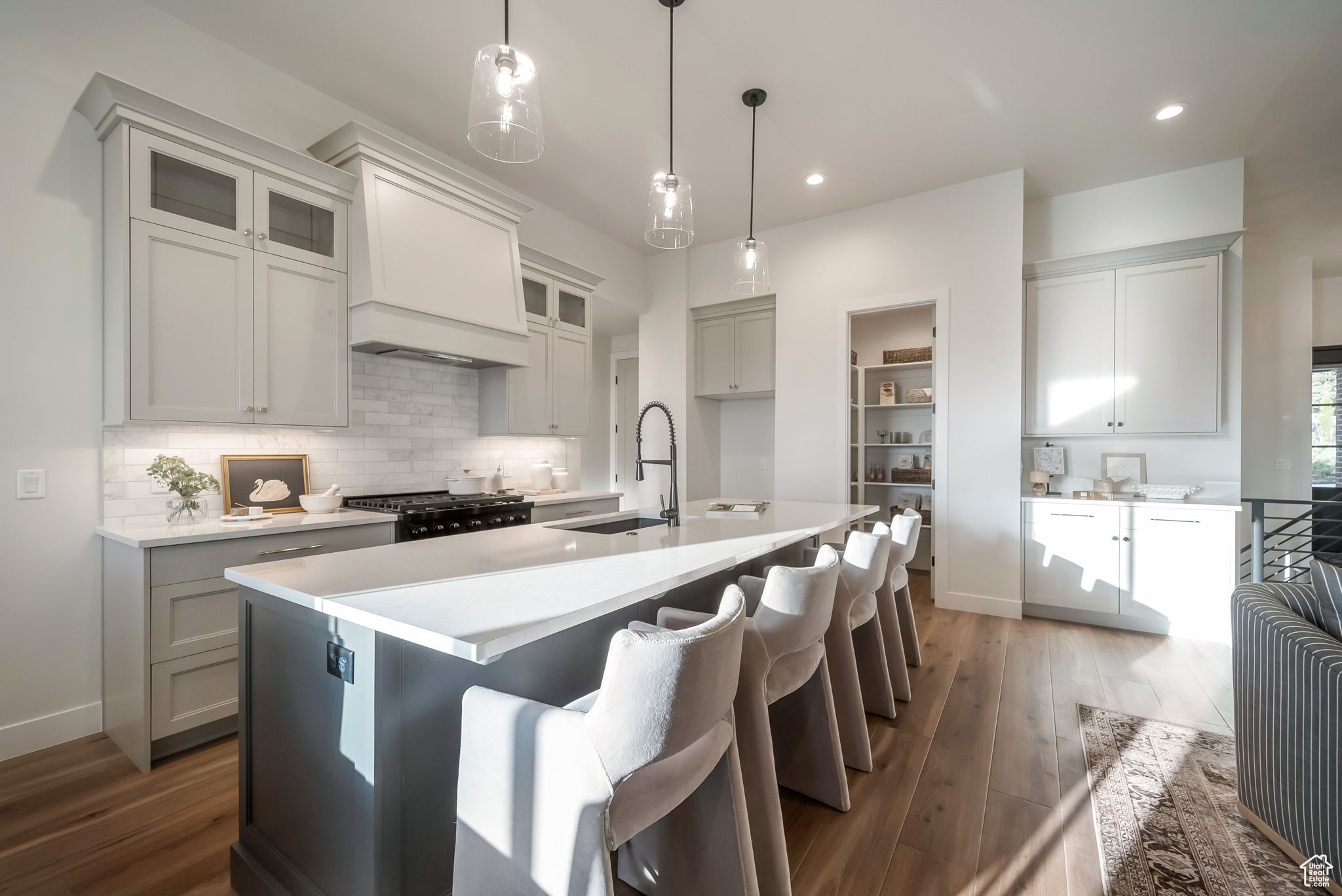 BLOSSOM HILL - Residential