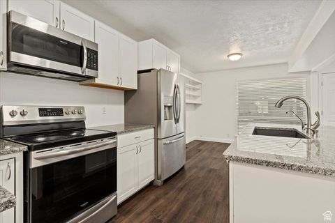 Tiny photo for 186 E 2100 N, Provo, UT 84604 (MLS # 2114990)