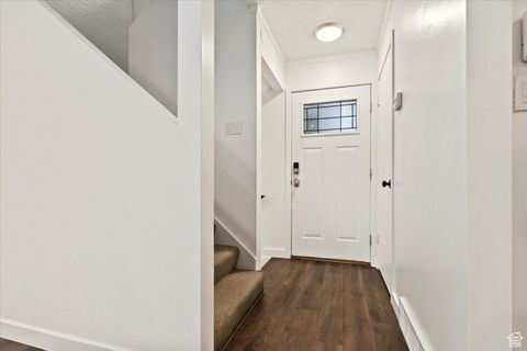 Tiny photo for 186 E 2100 N, Provo, UT 84604 (MLS # 2114990)