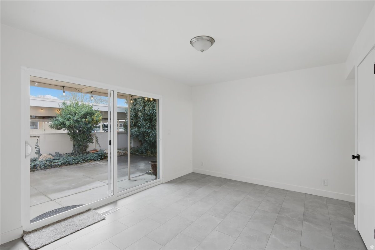 THREE FOUNTAINS - Residential